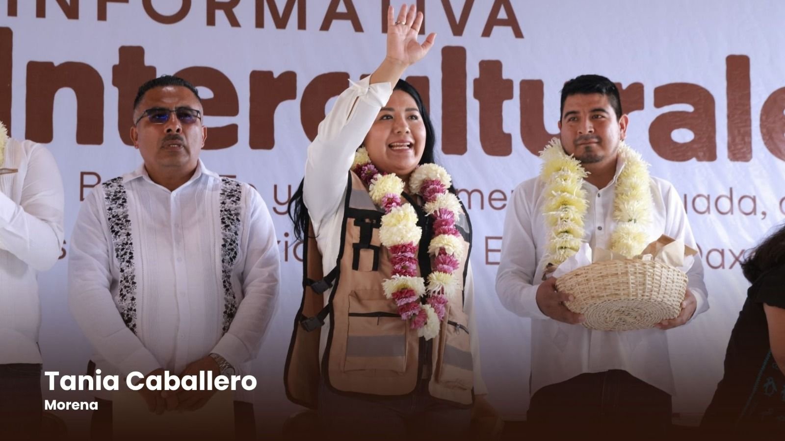 La legisladora convocó a los pueblos y comunidades indígenas y afromexicanas de la Sierra Juárez a participar en la construcción de una Constitución